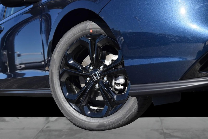 Honda Accord Sedan Vehicle Image 03