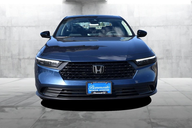 Honda Accord Sedan Vehicle Image 04