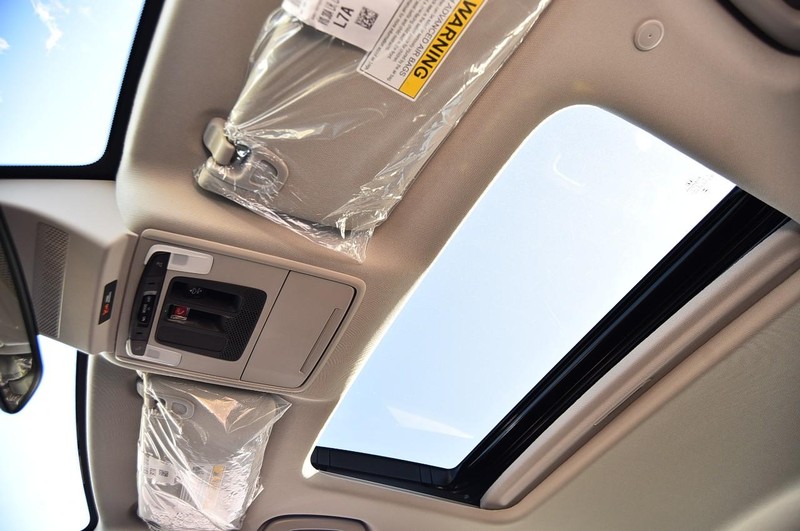 Honda Accord Sedan Vehicle Image 21