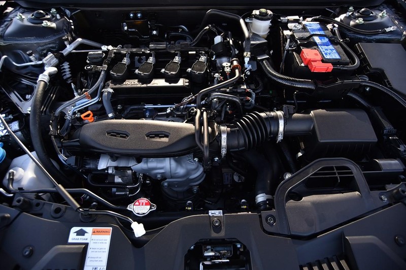 Honda Accord Sedan Vehicle Image 25