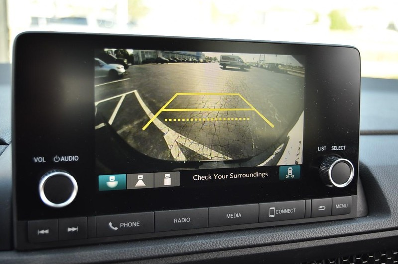 Honda CR-V Vehicle Image 12