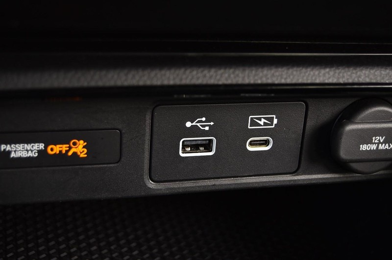 Honda CR-V Vehicle Image 17