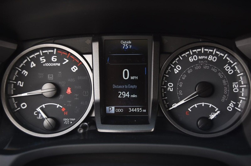 Toyota Tacoma 4WD Vehicle Image 13