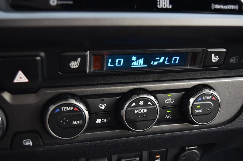 Toyota Tacoma 4WD Vehicle Image 16