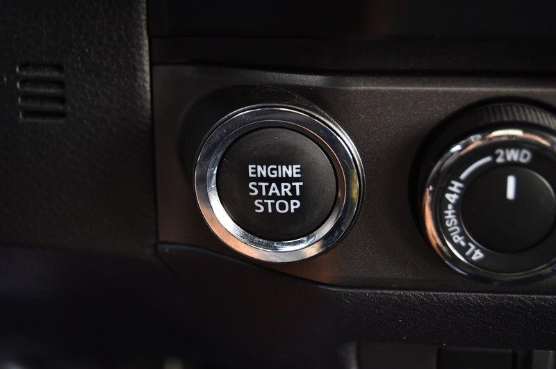 Toyota Tacoma 4WD Vehicle Image 20