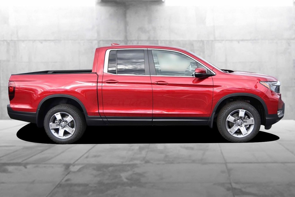 Honda Ridgeline Vehicle Full-screen Gallery Image 5