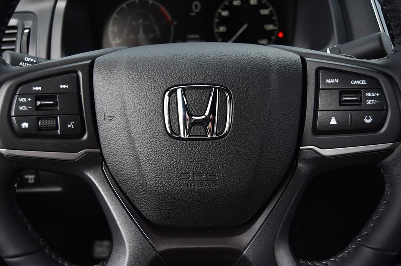 Honda Ridgeline Vehicle Image 24