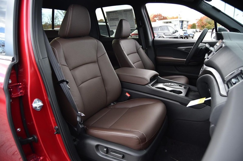 Honda Ridgeline Vehicle Image 26