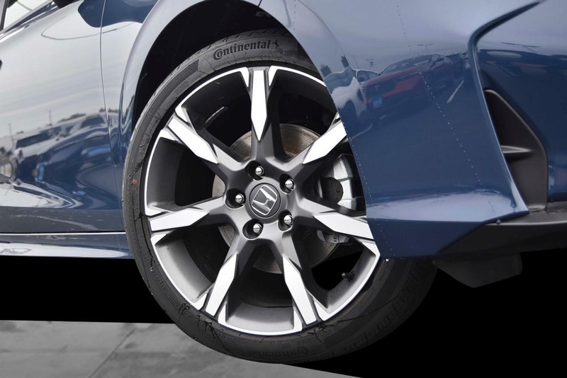 Honda Civic Sedan Hybrid Vehicle Image 03