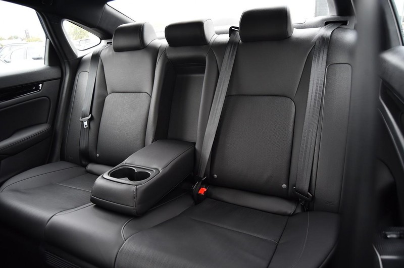 Honda Civic Sedan Hybrid Vehicle Image 25