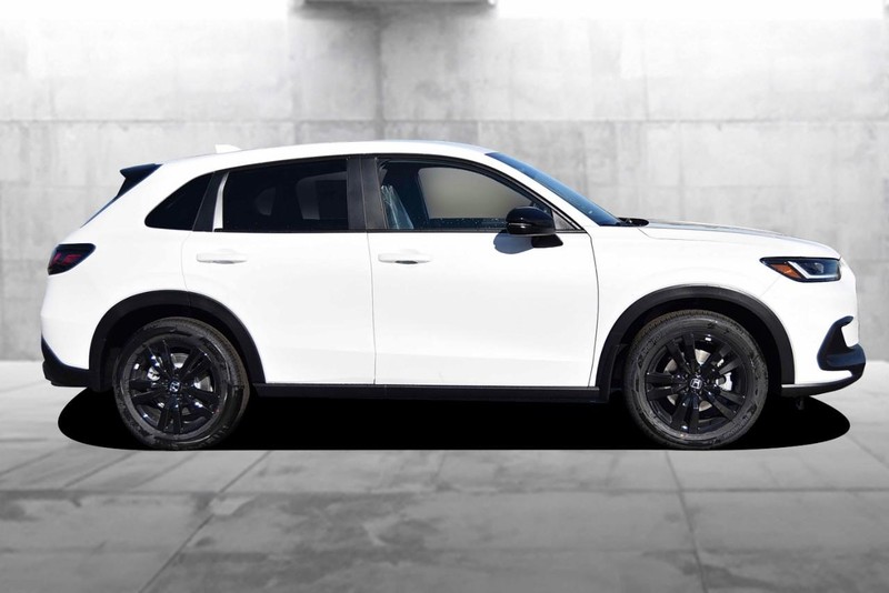 Honda HR-V Vehicle Image 05