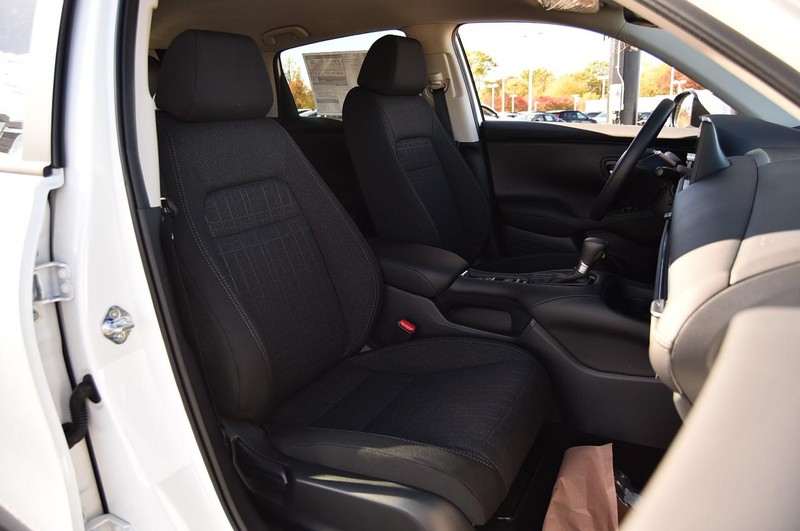 Honda HR-V Vehicle Image 21