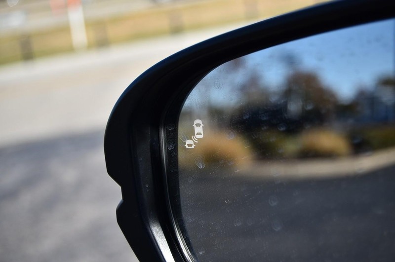 Honda HR-V Vehicle Image 09