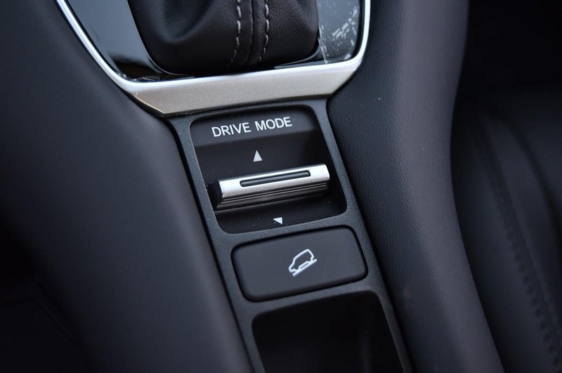 Honda HR-V Vehicle Image 17