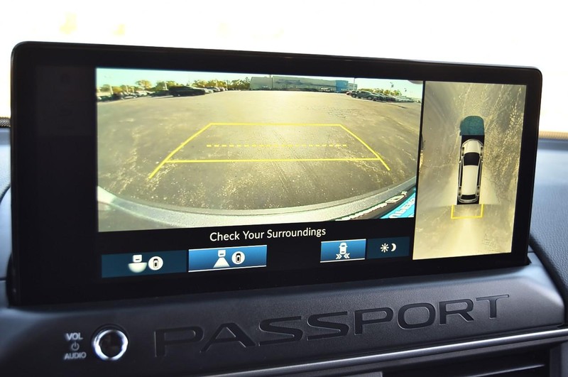 Honda Passport Vehicle Image 13