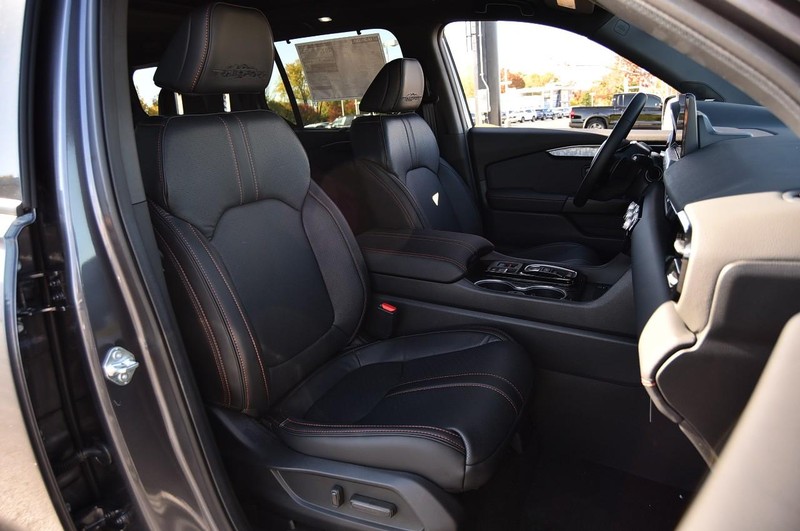 Honda Passport Vehicle Image 25