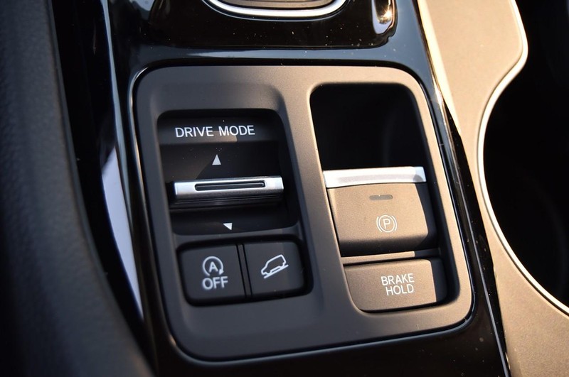 Honda Pilot Vehicle Image 21