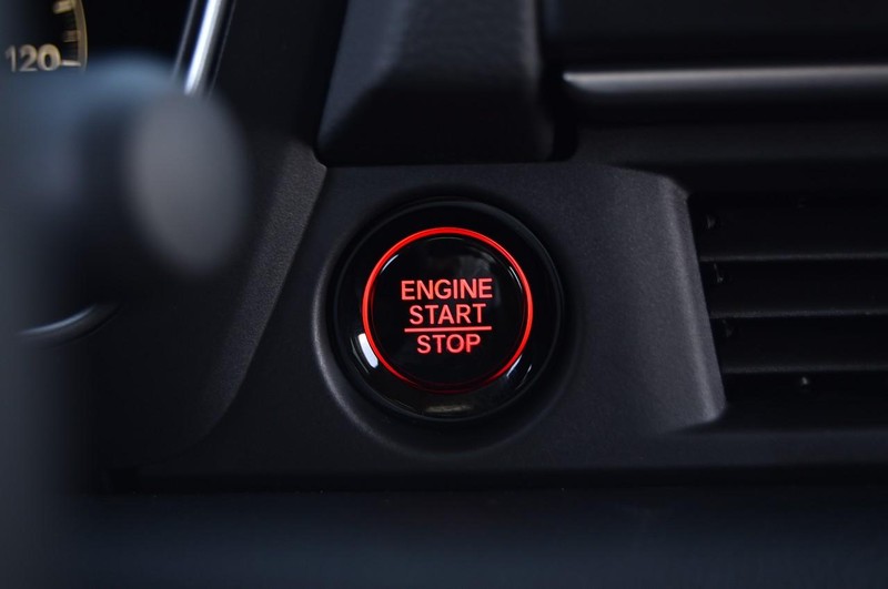 Honda Pilot Vehicle Image 16