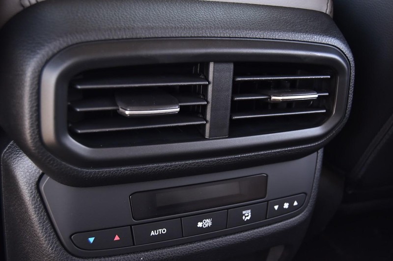 Honda Pilot Vehicle Image 26