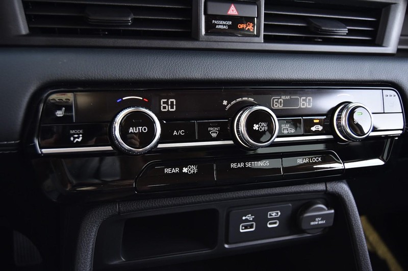 Honda Pilot Vehicle Image 17