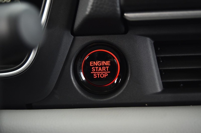 Honda Pilot Vehicle Image 16