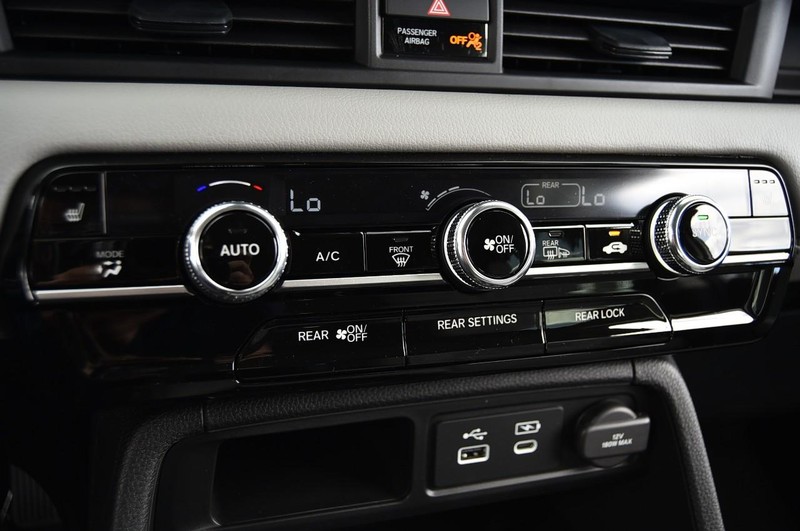 Honda Pilot Vehicle Image 17