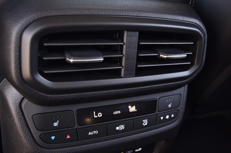 Honda Pilot Vehicle Image 28