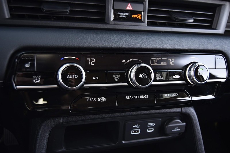 Honda Pilot Vehicle Image 17