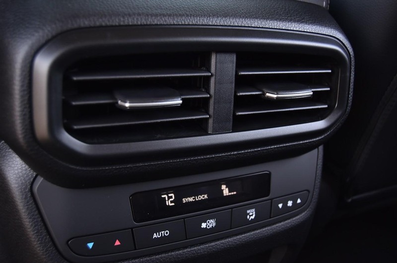 Honda Pilot Vehicle Image 25