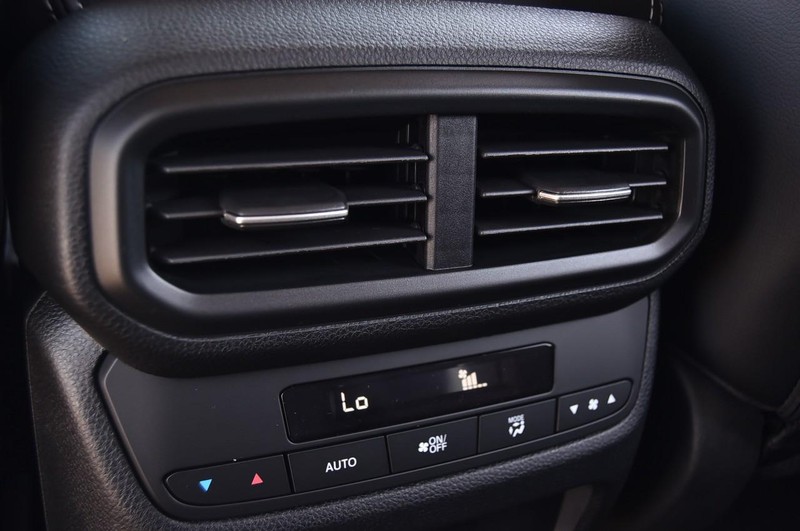 Honda Pilot Vehicle Image 26