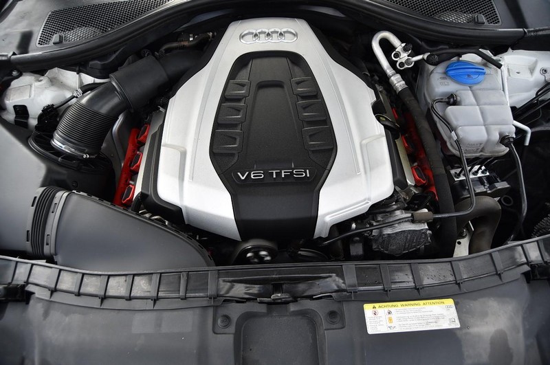 Audi A6 Vehicle Full-screen Gallery Image 28