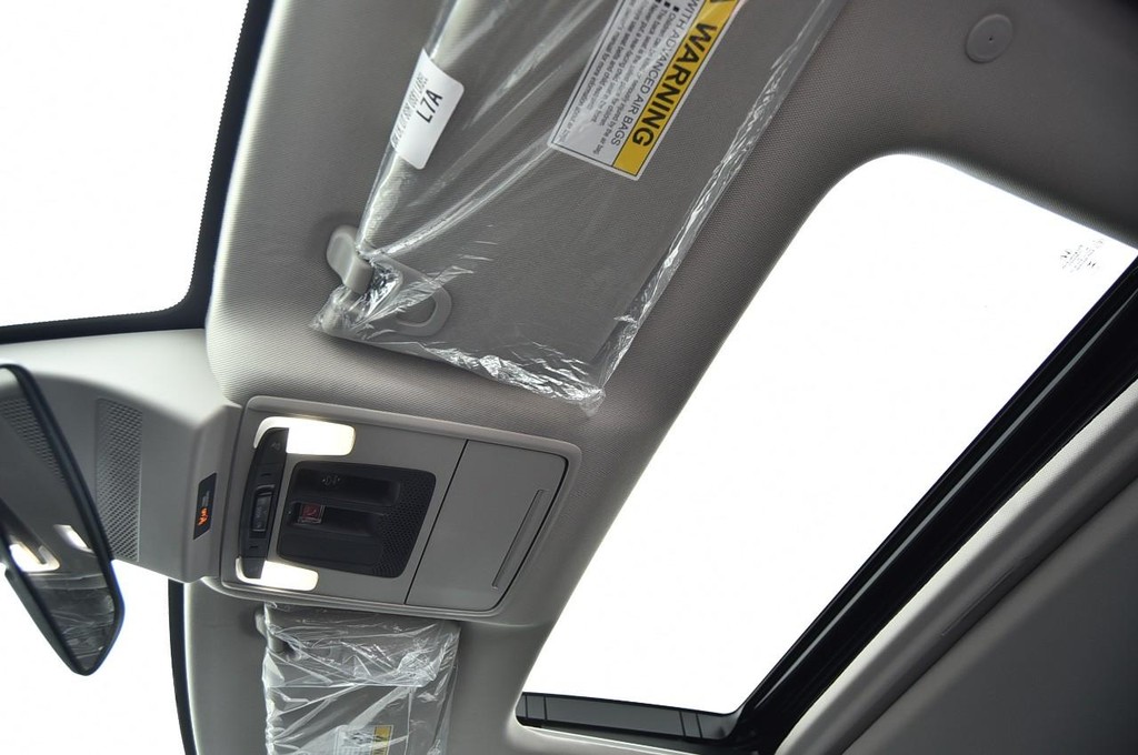 Honda Accord Sedan Vehicle Image 20