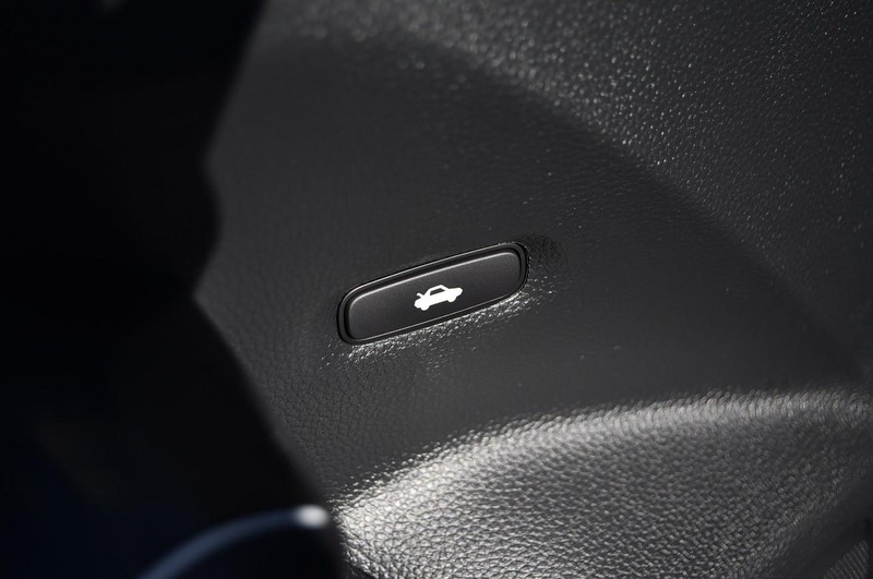 Honda Civic Sedan Hybrid Vehicle Image 09