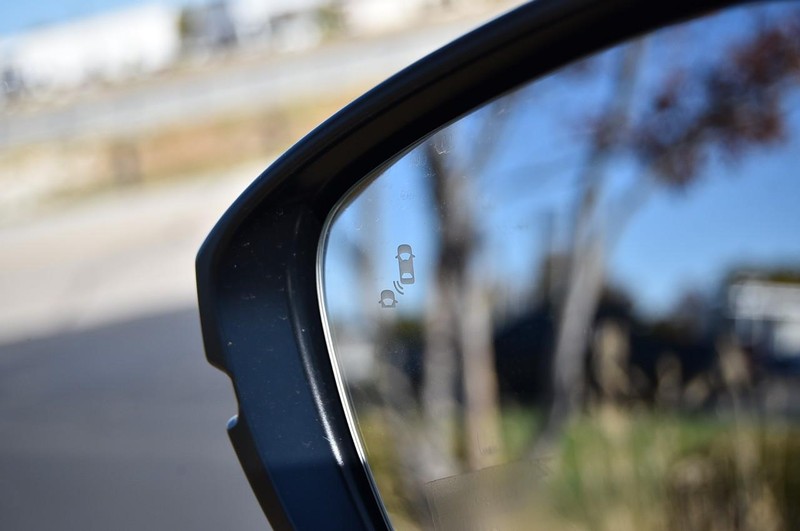 Honda Civic Sedan Hybrid Vehicle Image 10