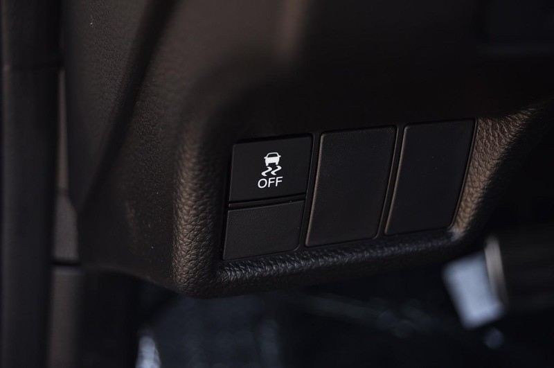 Honda Civic Sedan Hybrid Vehicle Image 11