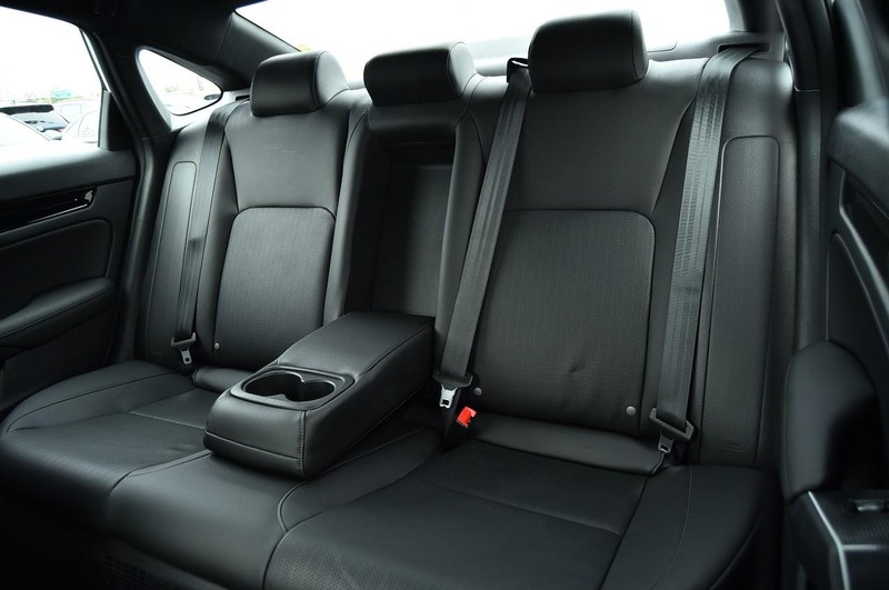 Honda Civic Sedan Hybrid Vehicle Image 25