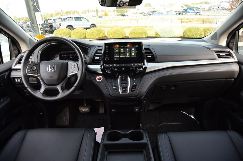 Honda Odyssey Vehicle Full-screen Gallery Image 7