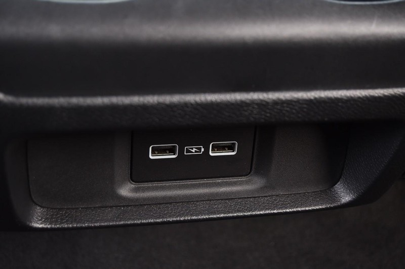 Honda Odyssey Vehicle Full-screen Gallery Image 26