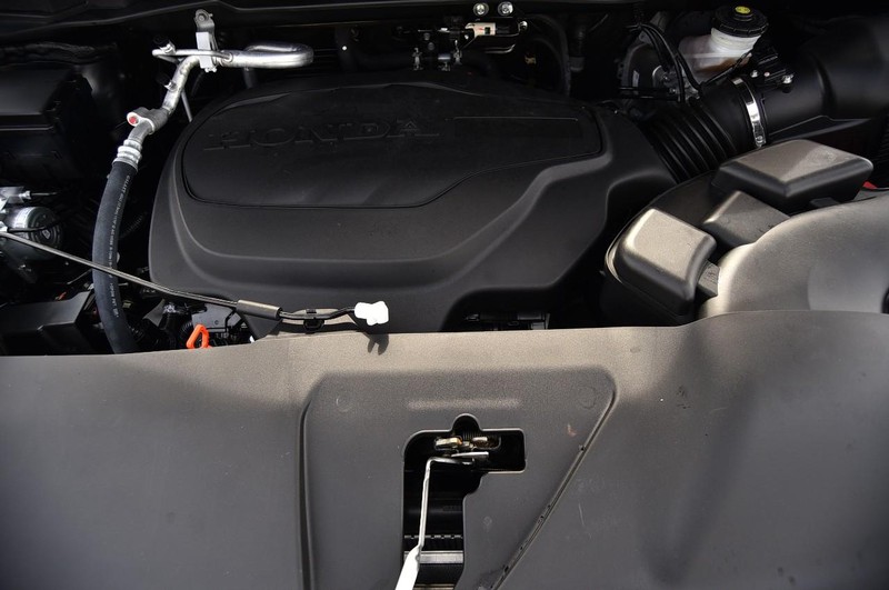 Honda Odyssey Vehicle Full-screen Gallery Image 31