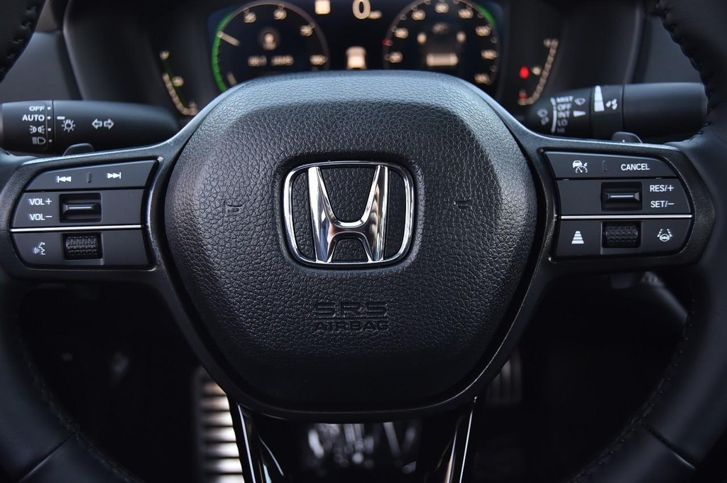 Honda Accord Hybrid Vehicle Image 19