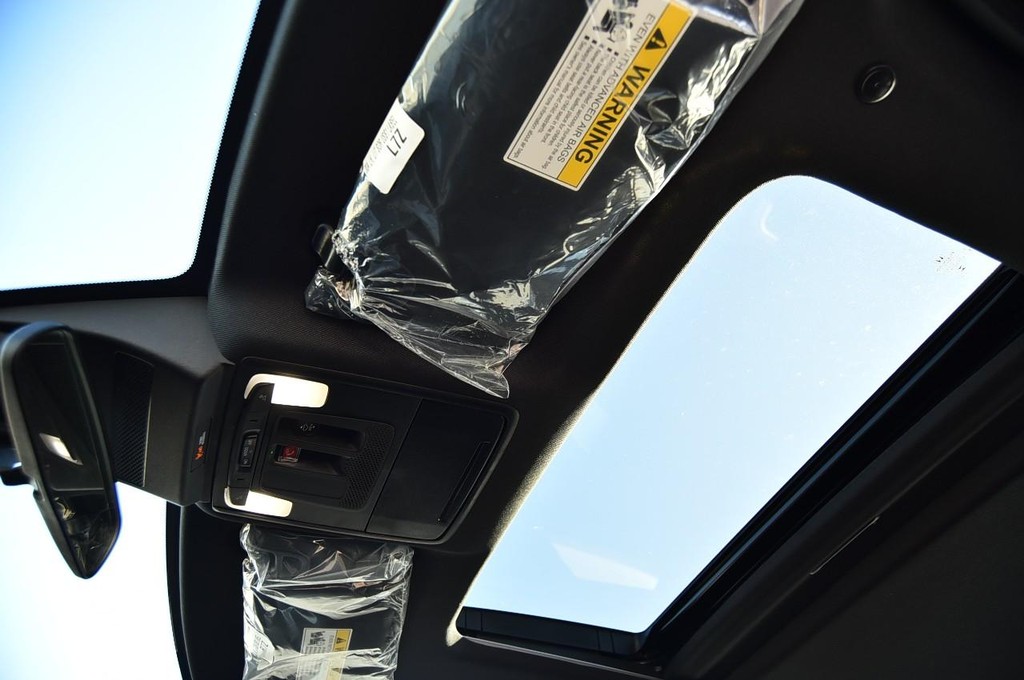 Honda Accord Hybrid Vehicle Image 22