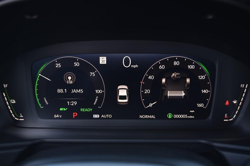 Honda Accord Hybrid Vehicle Full-screen Gallery Image 10