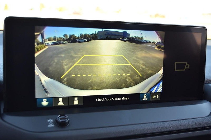 Honda Accord Hybrid Vehicle Full-screen Gallery Image 11