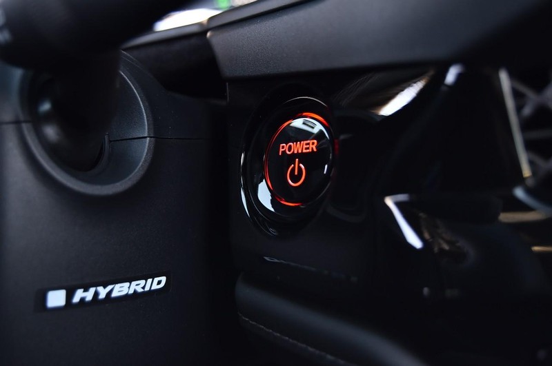 Honda Accord Hybrid Vehicle Full-screen Gallery Image 18