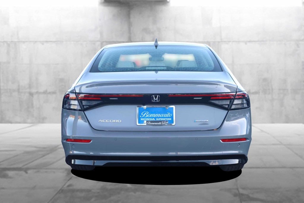 Honda Accord Hybrid Vehicle Image 06