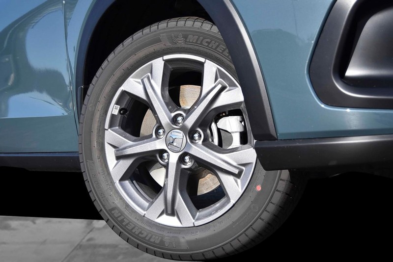 Honda HR-V Vehicle Full-screen Gallery Image 3