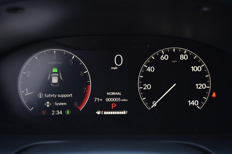 Honda HR-V Vehicle Full-screen Gallery Image 10