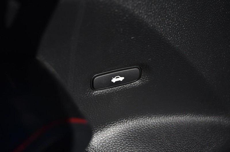 Honda Civic Si Vehicle Image 09