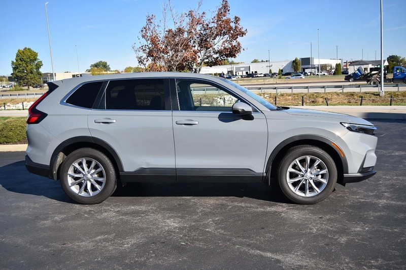 Honda CR-V Vehicle Full-screen Gallery Image 5