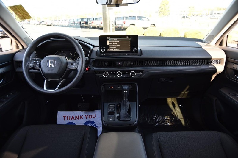 Honda CR-V Vehicle Full-screen Gallery Image 7